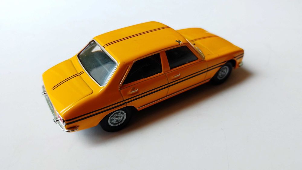 Метални колички AmerCOM 1:43