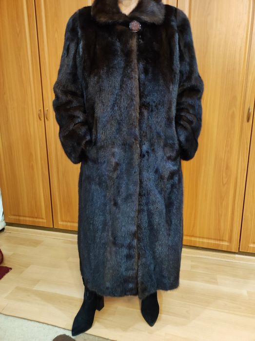 Продам Шубу норковую