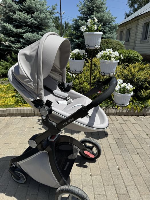 Продам, коляску Hot mom