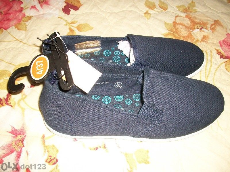 Спортни обувки сини