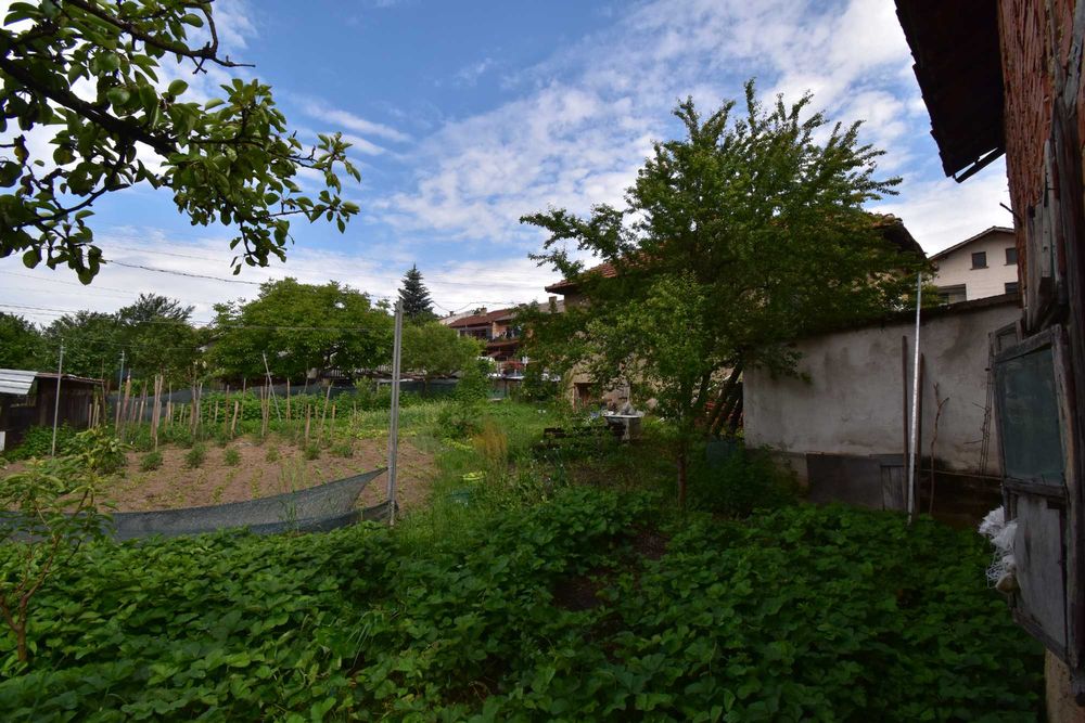 Продава се Къща в Етрополе - 70 кв.м за 693 €/кв.м - Снимка #3