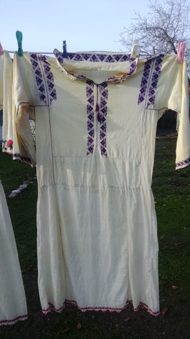 Port national,din zona Munteniei,