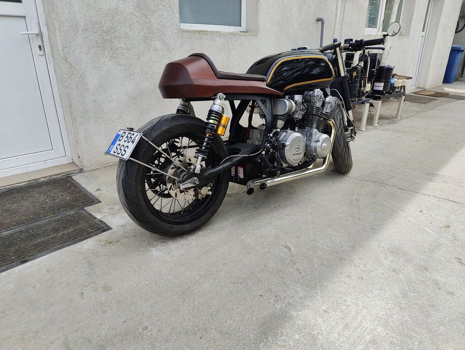 Honda CB750 1987 cafe racer
