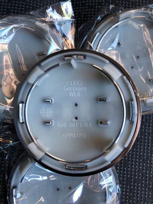 Set Capace roti/jante aliaj AUDI 69mm A3 A4 A6 A8 TT B6 B7