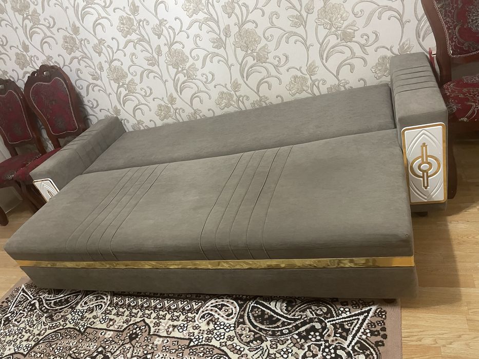 Продам диван в хорошем состояний