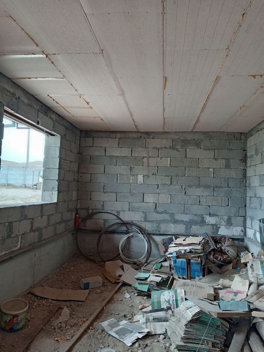 Зудлик билан учаска сотилади