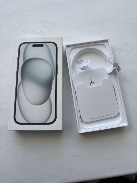 Продам Iphone 15