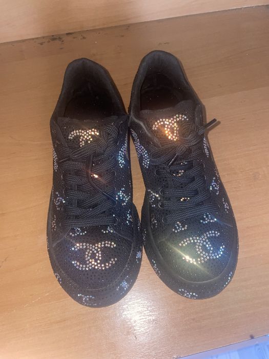 Adidasi Chanel marimea 37