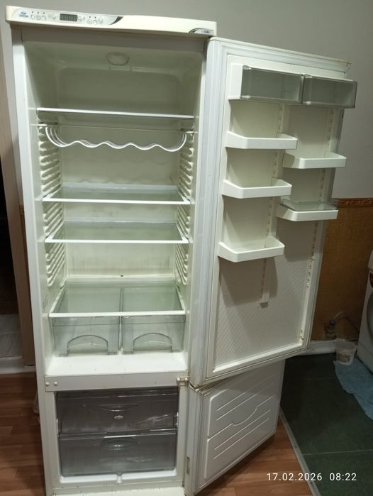 Продаю холодильник