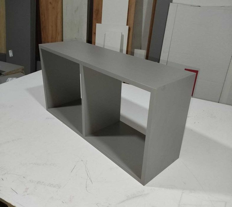 Полка книжная, подставка.