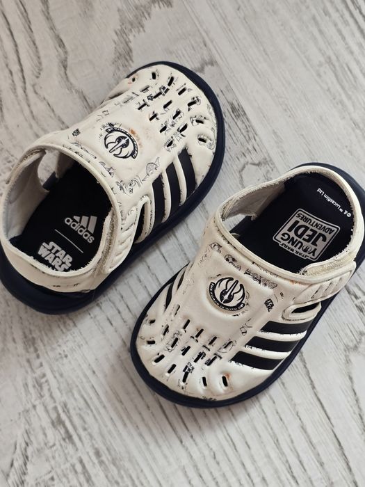 Adidas сандали за момче