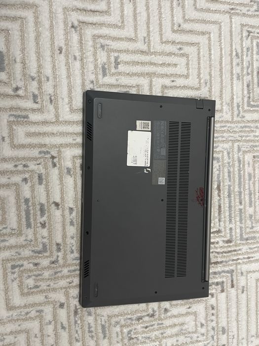 Ноутбук сатылады