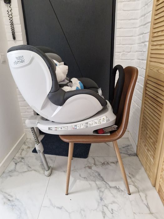 Scaun auto,  0-4 ani,  Britax Romer Dualfix 360