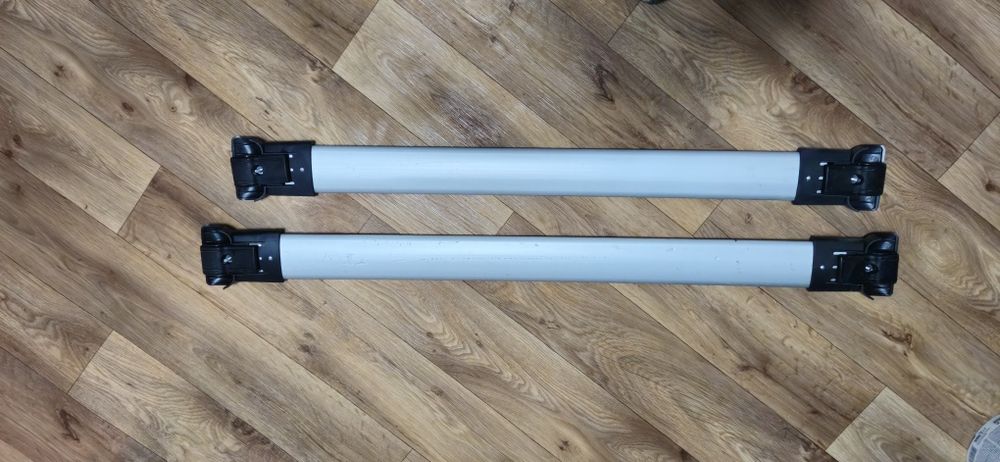 Напречни греди за автомобил.