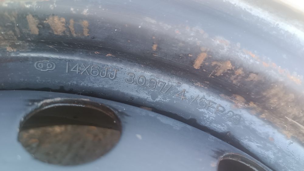 Продам 4 диска .