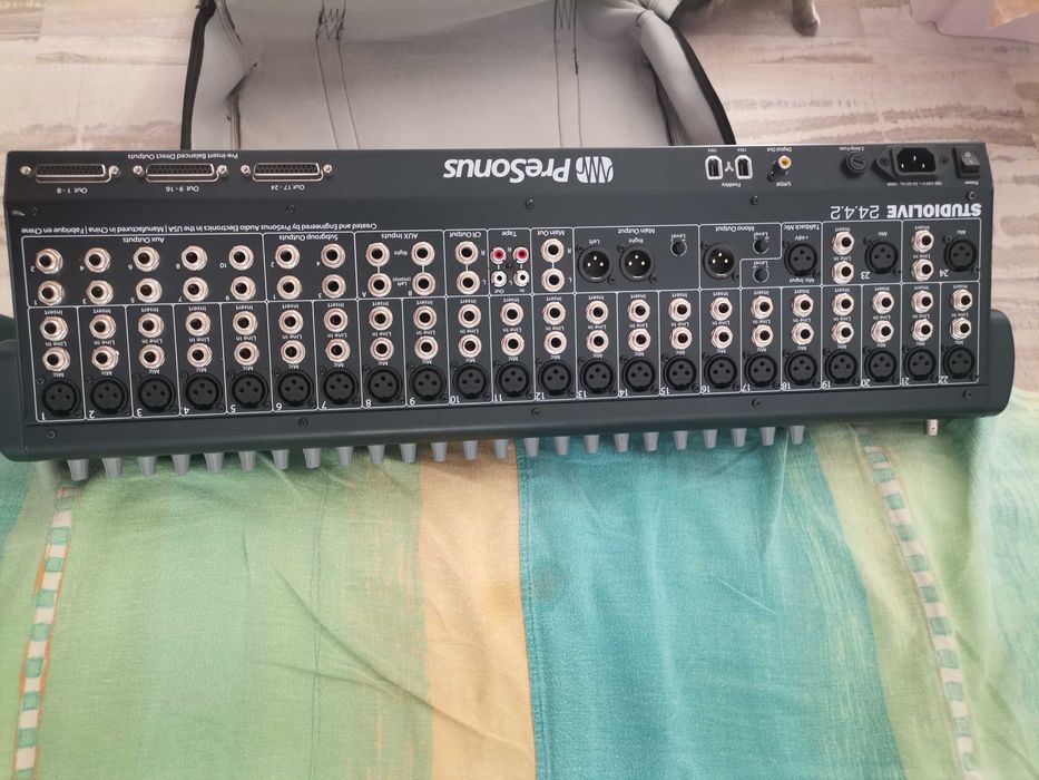 Mixer profesional digital Presonus Studio 24.4.2 Made in USA.