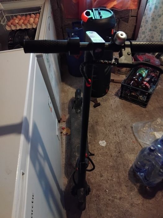Vand trotineta electrica smarda