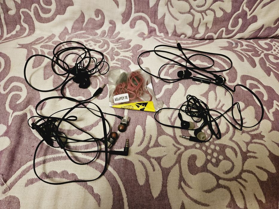 Наушники на телефон