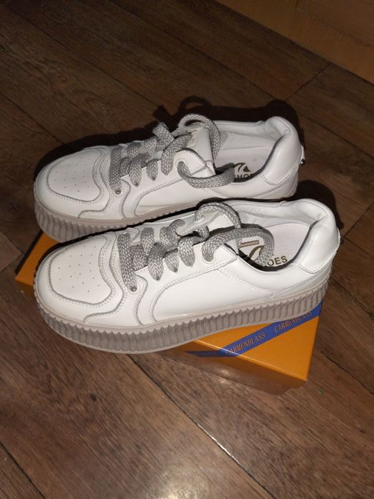 Платформа весна...