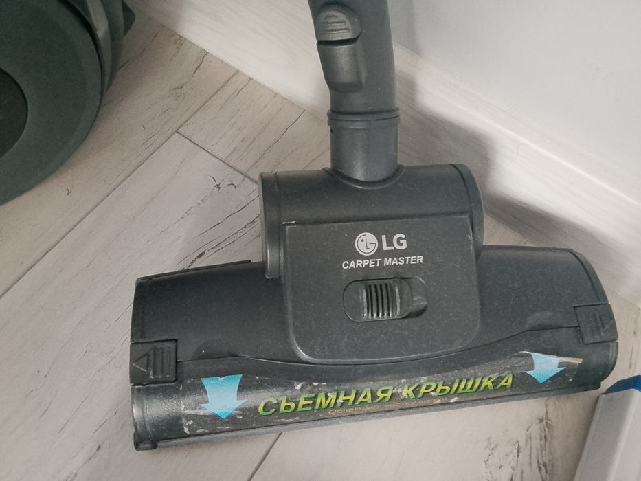 Пылесос продается срочно