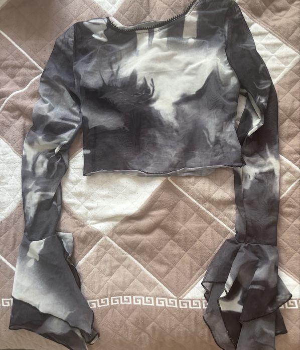 Полупрозрачный топ