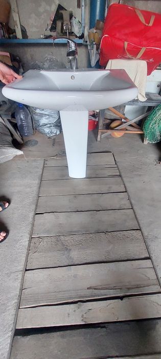 Раковина  б/у в хорошем состоянии