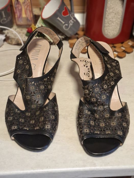 SANDALE PIELE NATURALA purtate 1 singura data