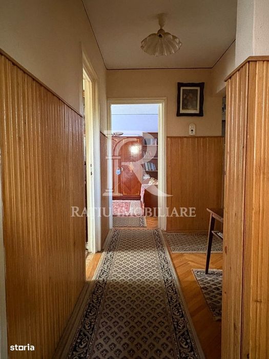 Apartament cu 3 camere | Etaj 1 | Bulevardul Dacia | Oradea