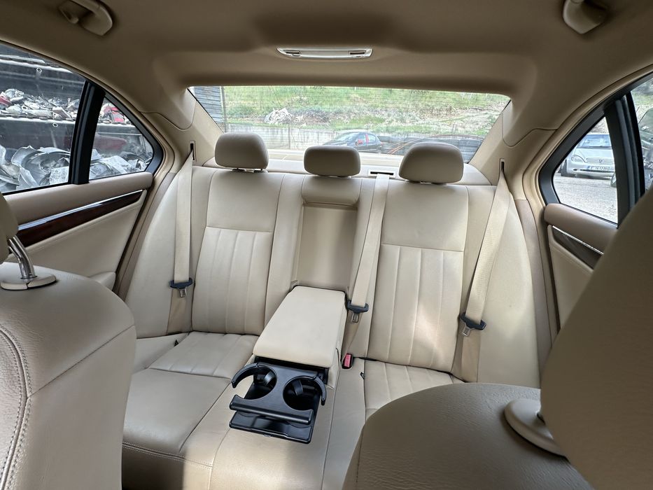 Mercedes Benz C200 compressor