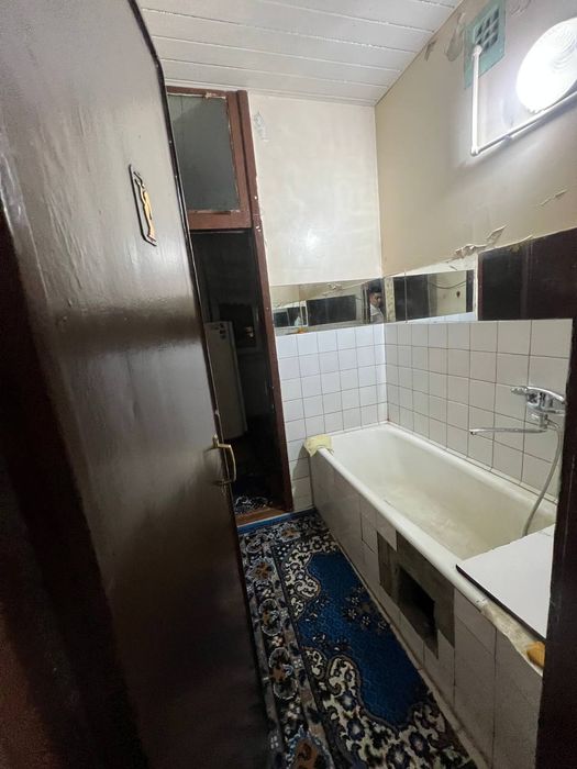 Сотилади Чилонзор 7 квартал 1 хонали