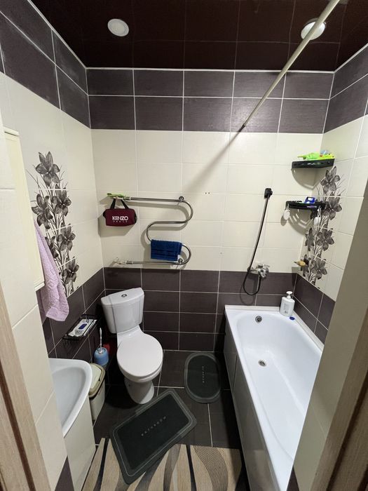 Продается 2-комнатная квартира