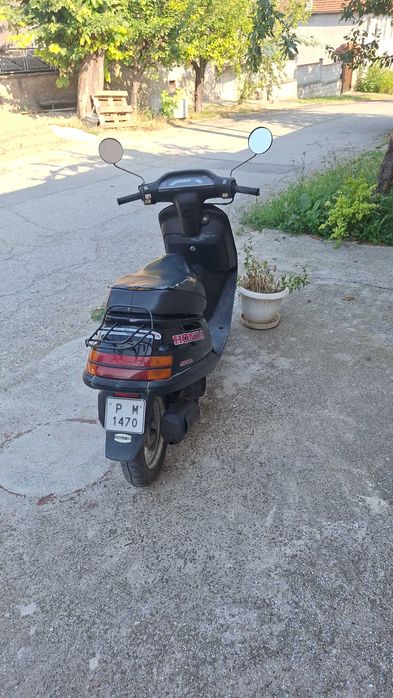 Скутер Honda Tact 50