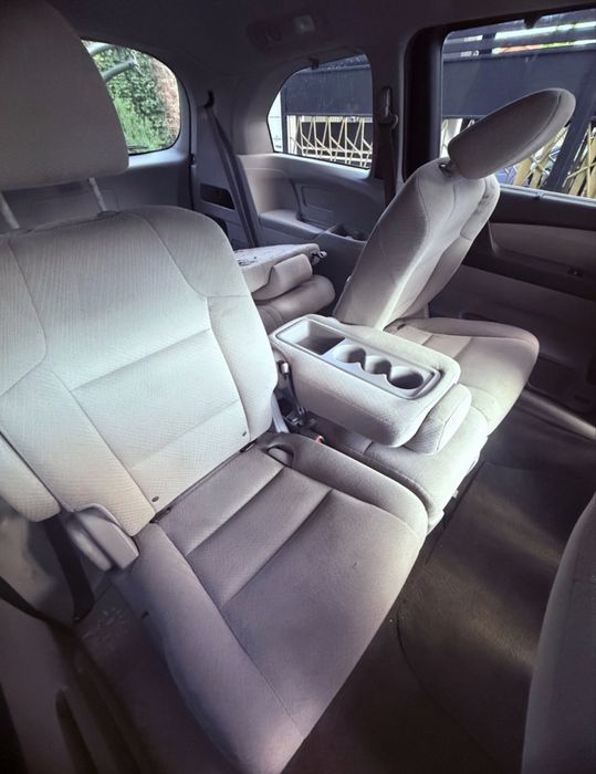 Honda Odyssey Facelift 3.5 V6 - 248 cp - 8 locuri - 2017 - 180.000 km /// Didi AUTO Showroom