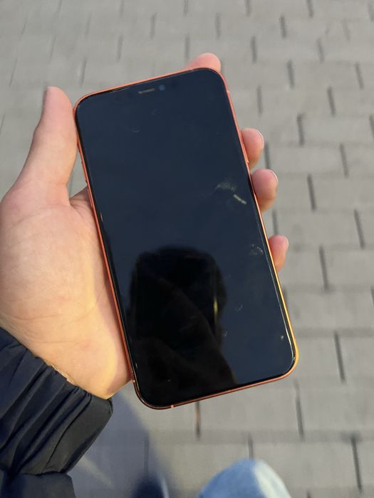 iPhone 11 pro 64 гб