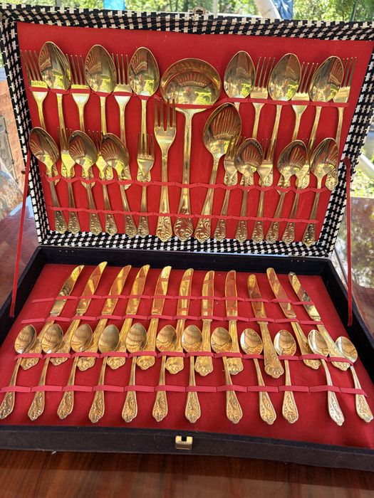 Set tacâmuri vintage LBL Italia – complet, în cutie originală, placate (EP Zinc)