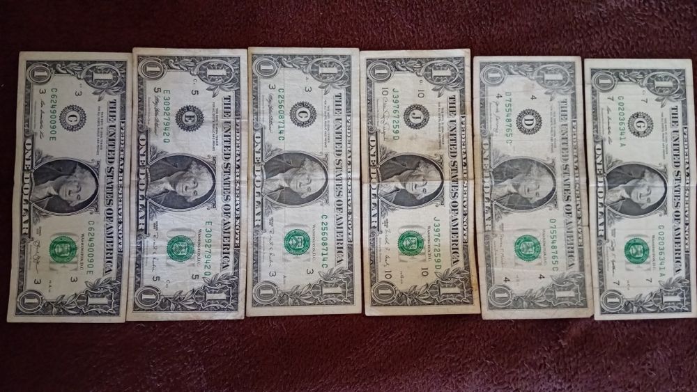 Vând bancnote preț 4