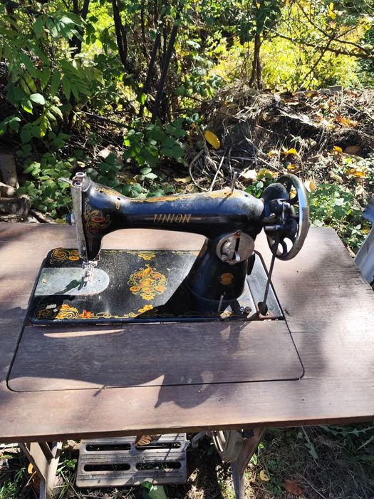 Крачна шевна машина UNION!!!