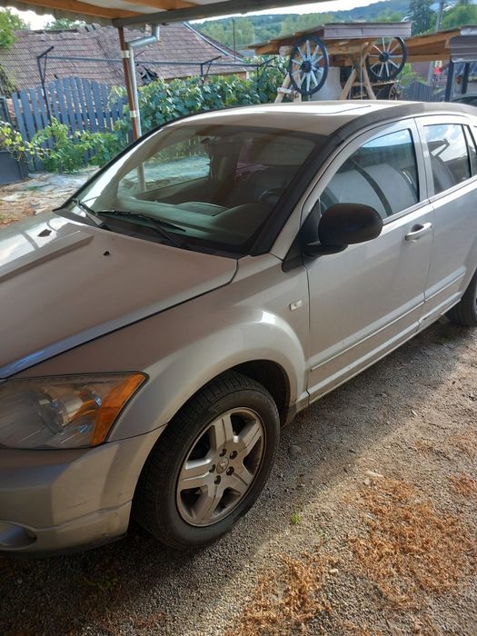 Vând Dodge Caliber