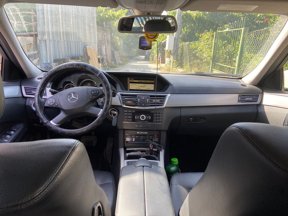 Продава се Mercedes e 350 cdi 4 matic 2010 година 231 к.с