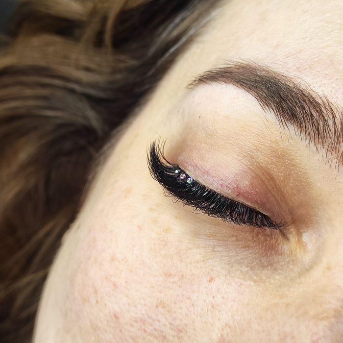 Успей на идеальные ресницы к праздникам )