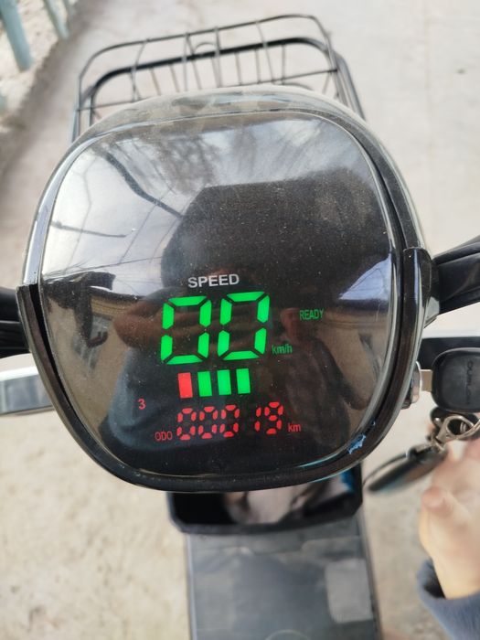 Скутер сатылады 19 км журилген таза, адрес нокисте аэропорт бетте