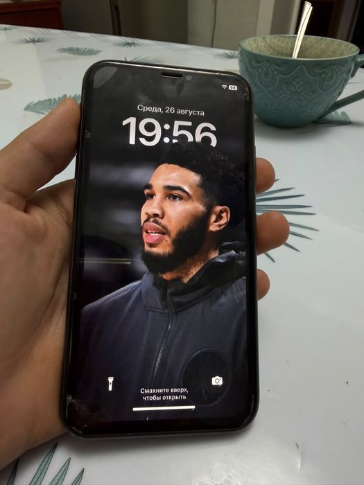 iPhone 11 продается