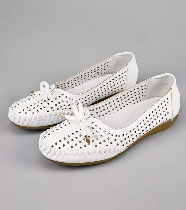 Балетки белые новые