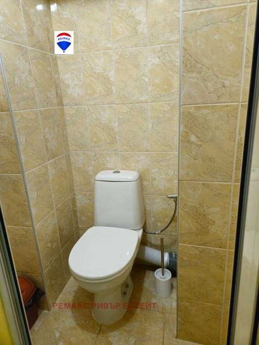 Дава се под наем Двустаен апартамент в Русе, Възраждане - 64 кв.м за 408 € - Снимка #14