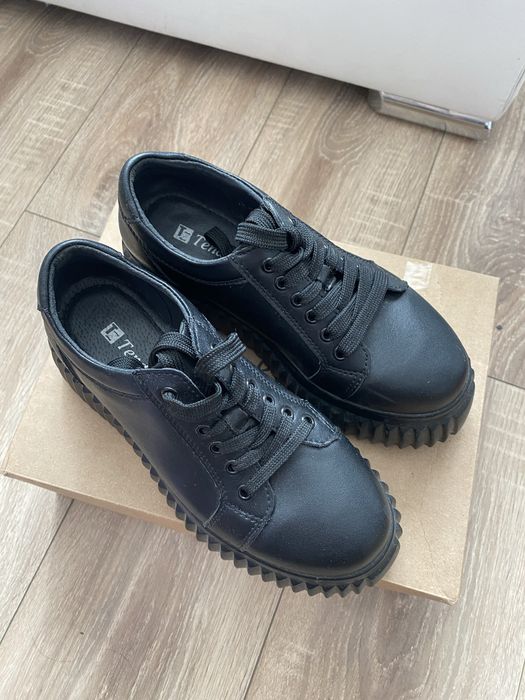 Дамски маратонки естествена кожа