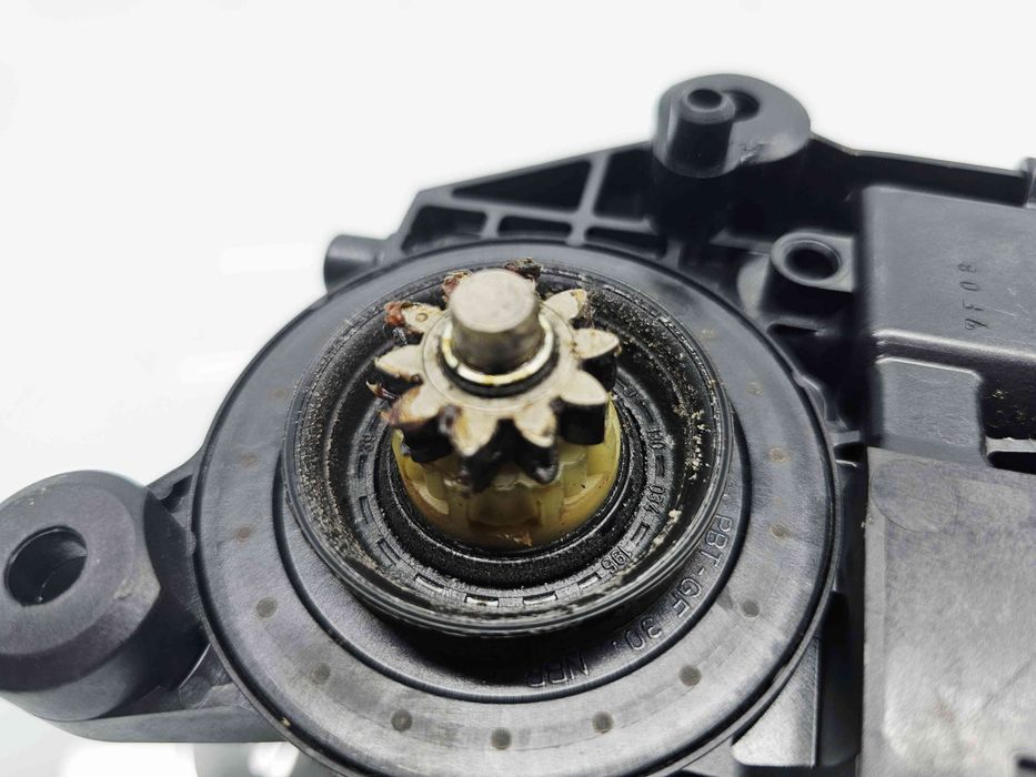 Motoras geam stanga fata Renault Megane 3 (B95) [Fabr 2008-2016] 80731