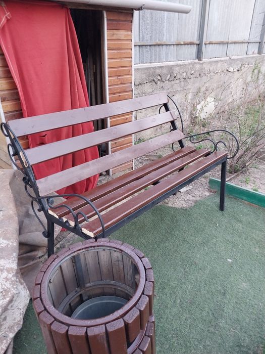 Скамейка  с урной