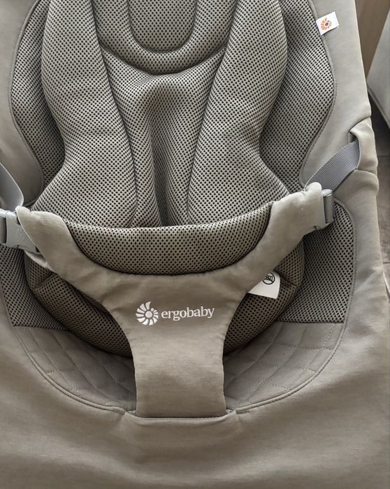 Бебешки шезлонг ErgoBaby 3 в 1