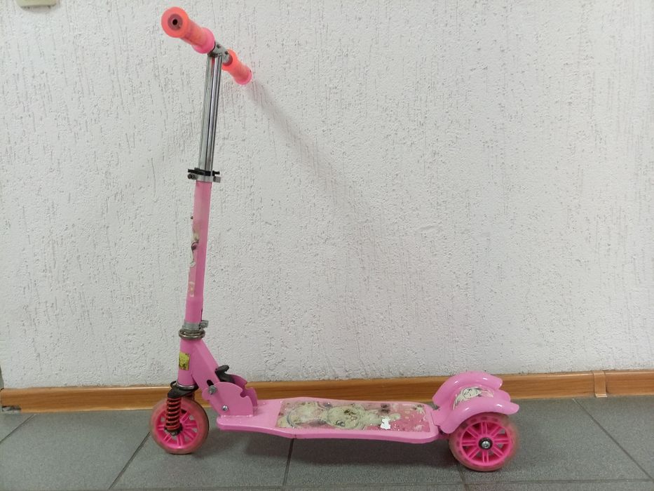 Самокат детский для девочки