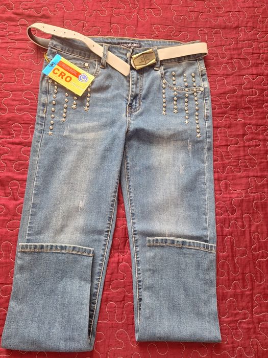 Продам джинсовые брюки для девочек